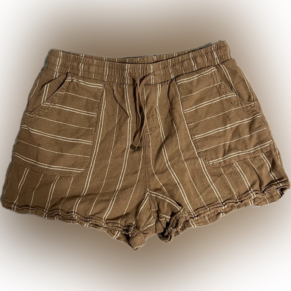 SOLD-Time and Tru Womens Medium Brown Stripe Shorts